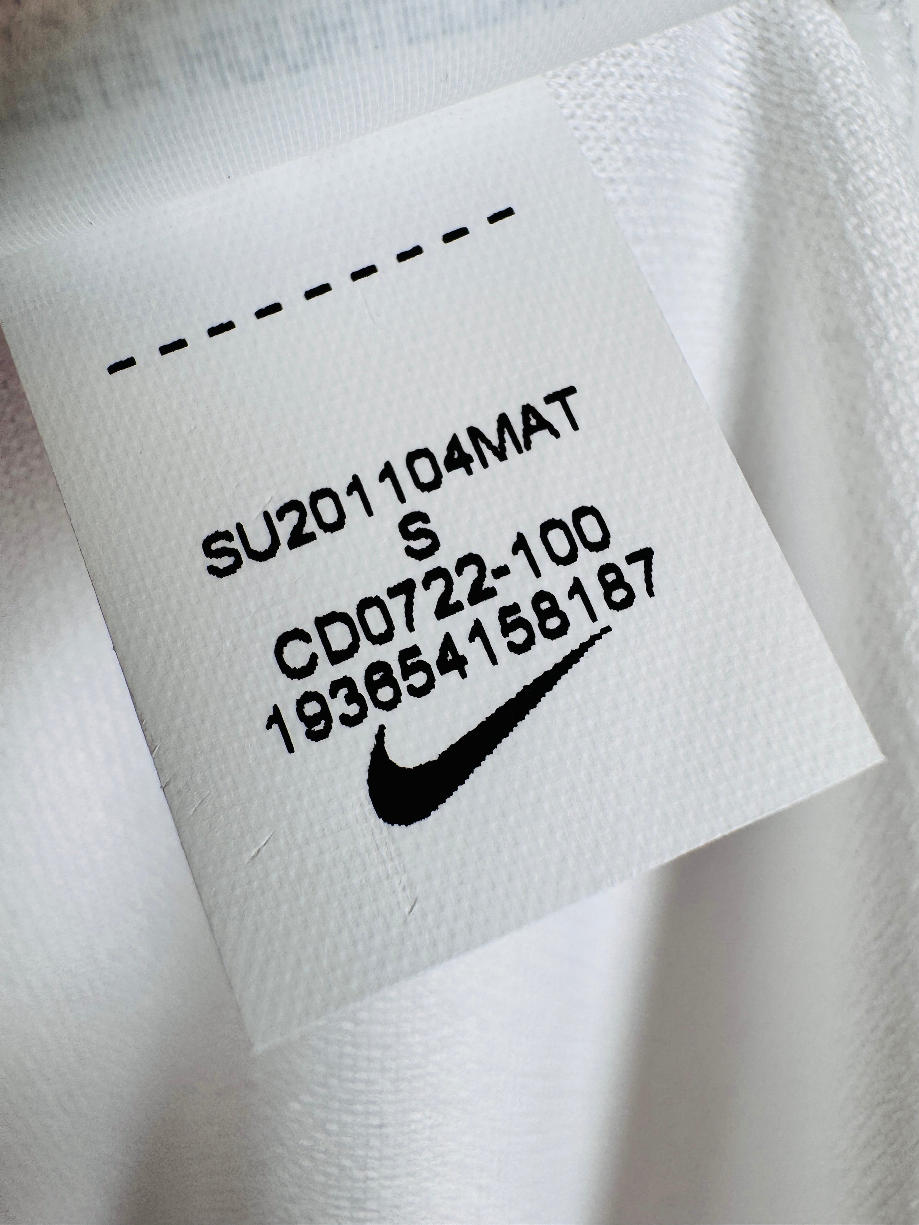 NEW POLAND 2020 HOME FOOTBALL JERSEY - LEWANDOWSKI #9 (S)