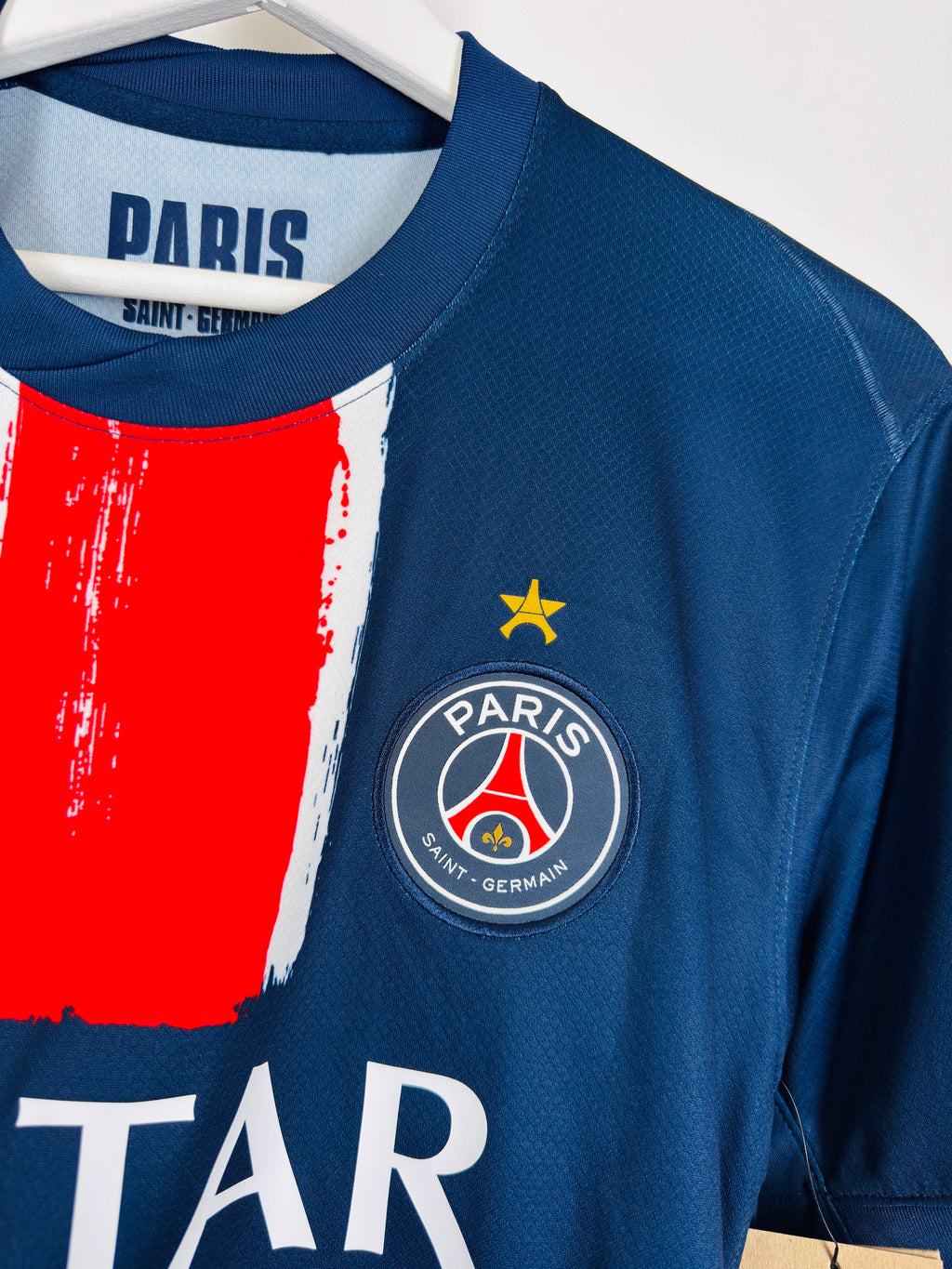 PSG 2024/2025 HOME FOOTBALL JERSEY - CHAMPIONS OF EUROPE 25 (M)