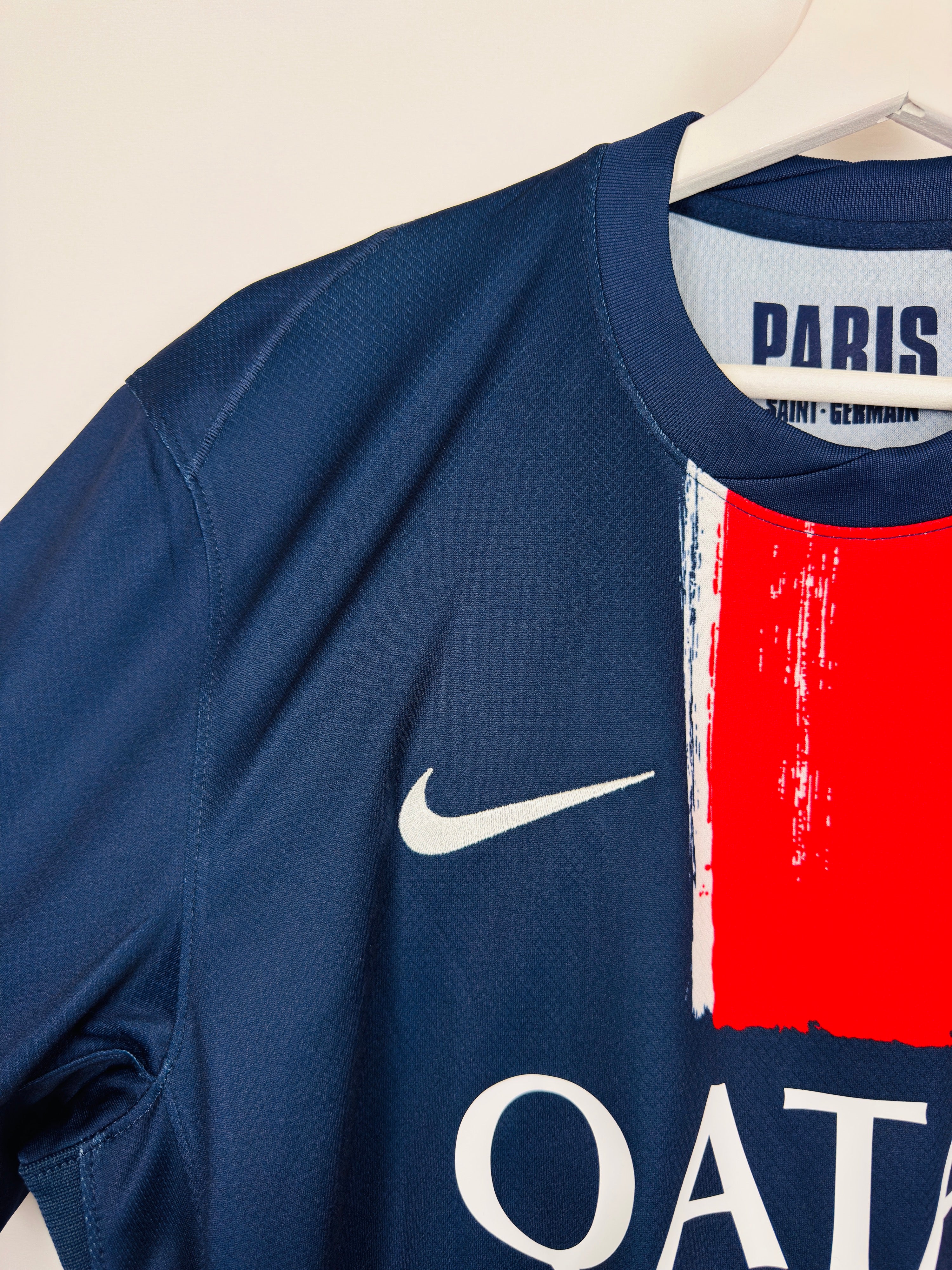PSG 2024/2025 HOME FOOTBALL JERSEY - CHAMPIONS OF EUROPE 25 (M)